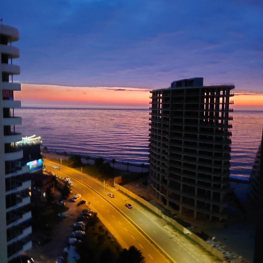 Bat Towers Studia Apartment Batumi Exterior photo