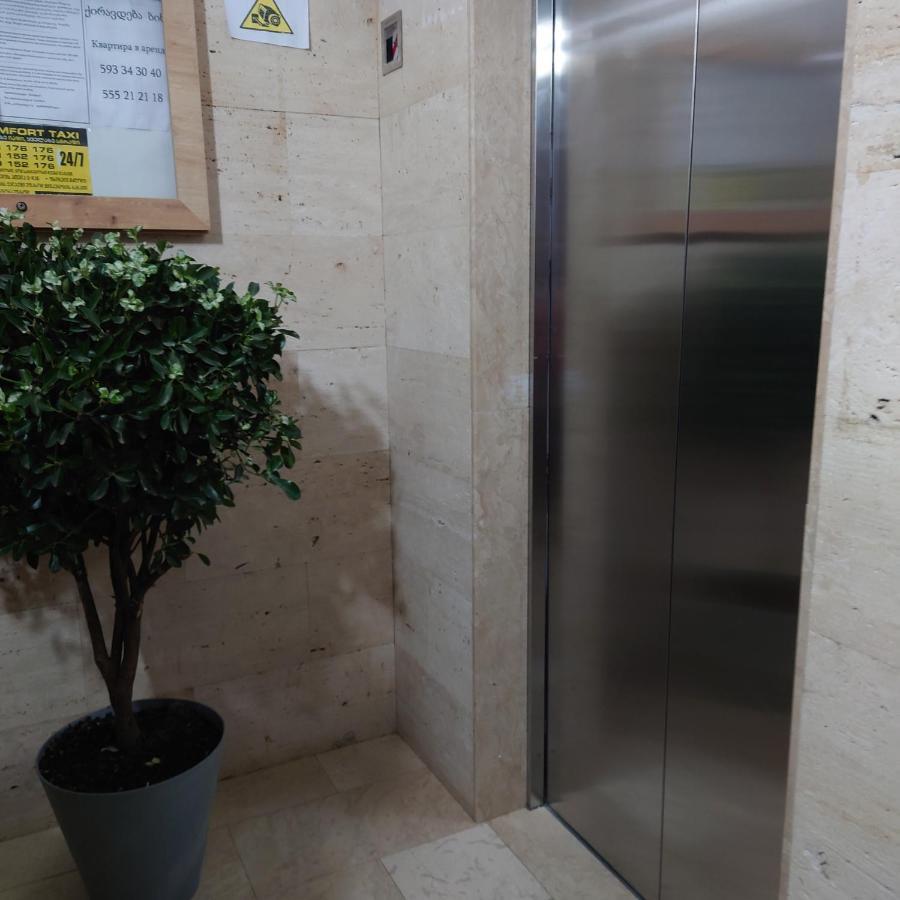 Bat Towers Studia Apartment Batumi Exterior photo